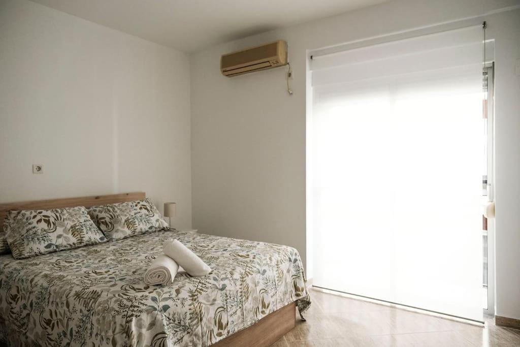 Apartamento A 100M Del Ayuntamiento Huelva Exterior photo